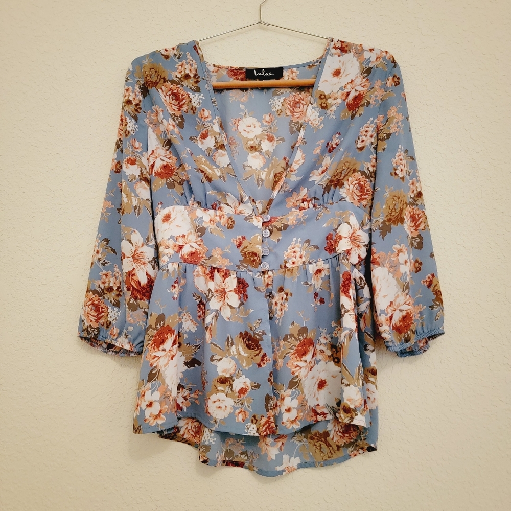 Lulu’s Top Size M